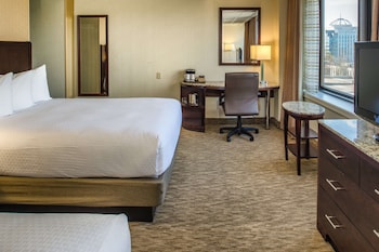 Room, 2 Queen Beds, Non Smoking