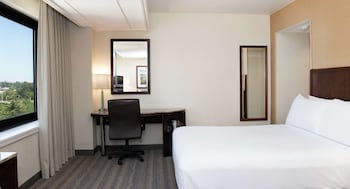 Room, 2 Queen Beds, Non Smoking