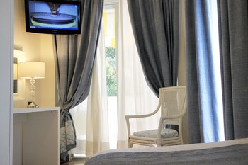 Single Room, 1 Large Twin Bed