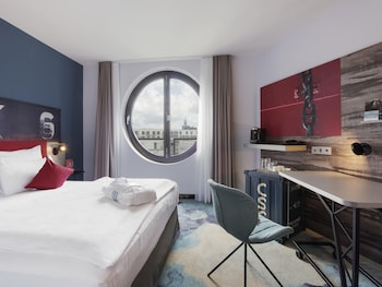 Privilege, Room, 1 King Bed