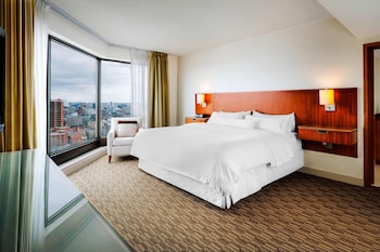 Deluxe Room, 1 King Bed