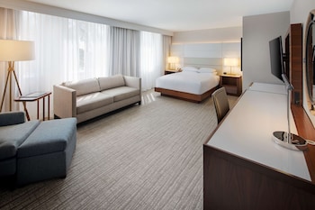 Junior Suite, 1 King Bed, Non Smoking