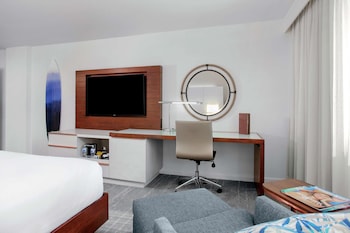 Standard Room, 1 King Bed, Non Smoking