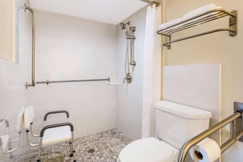 Room, 2 Queen Beds, Accessible, Non Smoking (Mobility/Hearing, Roll-in shower)