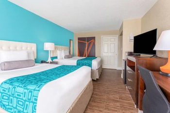 Room, 2 Queen Beds, Accessible, Non Smoking (Mobility/Hearing, Roll-in shower)
