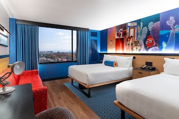 Premium View - Club Level - Two Queen Beds and Day Bed