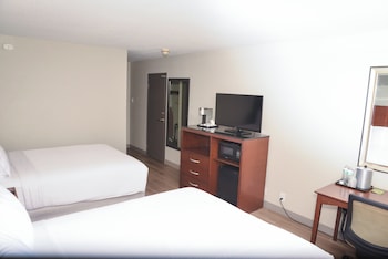 Premium Room, 2 Queen Beds, Pool Access