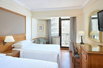 Room, 2 Twin Beds, Smoking, City View (Balcony)