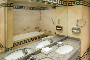 Royal Suite, 1 King Bed