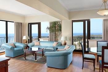 Presidential Suite, 1 King Bed, Smoking