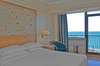 Room, 1 Queen Bed, Balcony, Sea View