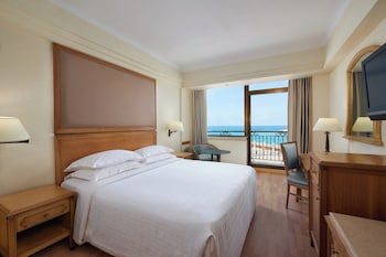 Room, 1 Queen Bed, Balcony, Sea View