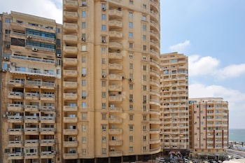 Room, 2 Twin Beds, Smoking, City View (Balcony)