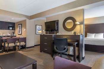 Suite, Multiple Beds, Non Smoking