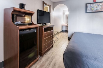 Room, 1 King Bed, Accessible, Non Smoking
