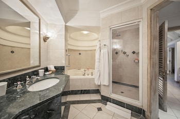 Suite (Dukes of Edinburgh)