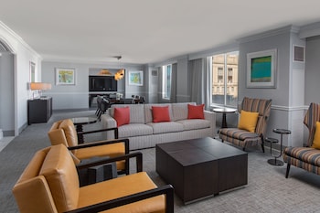 Presidential Suite, 1 King Bed with Sofa bed