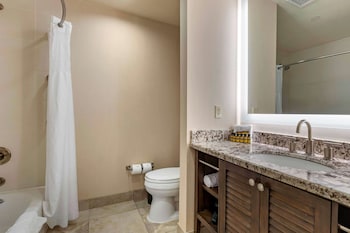 Standard Room, 1 King Bed, Non Smoking, Refrigerator & Microwave