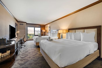 Standard Room, 2 Queen Beds, Accessible, Non Smoking