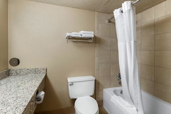 Room, 2 Queen Beds, Accessible, Non Smoking