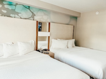 Room, 2 Queen Beds