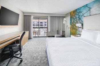 Room, 1 King Bed, Balcony