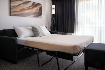 Suite, 1 King Bed with Sofa bed