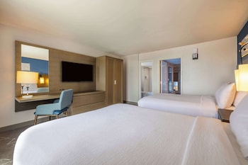 Room, 2 Double Beds, Non Smoking