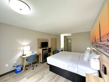 Room, 1 King Bed, Non Smoking