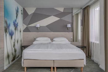 Junior Suite with Wellness and Fitness Access