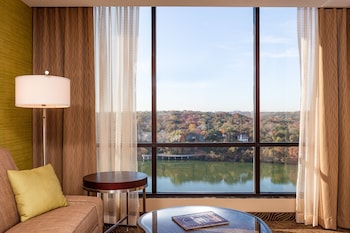 Premium Room, 1 King Bed (Top Floor)