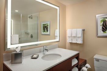Standard Room, 2 Double Beds, Lake View