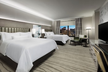 Deluxe Room, 2 Queen Beds, River View