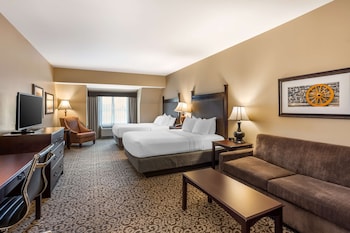 Suite, 2 Queen Beds, Non Smoking, Refrigerator & Microwave (with Sofabed)