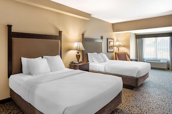 Suite, 2 Queen Beds, Accessible, Refrigerator & Microwave (with Sofabed)