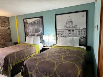 Double Room, 2 Double Beds