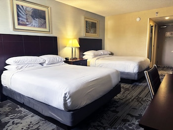 Room, 2 Queen Beds