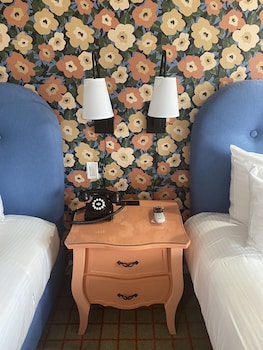 Standard Room, 2 Queen Beds