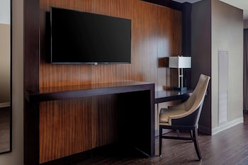 Room, 1 King Bed, City View