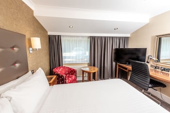 Standard Room, 1 Queen Bed