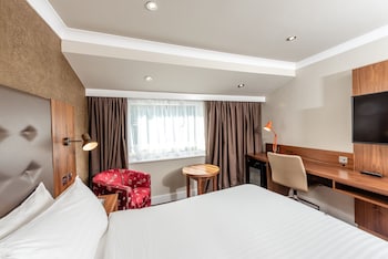 Standard Room, 1 Queen Bed