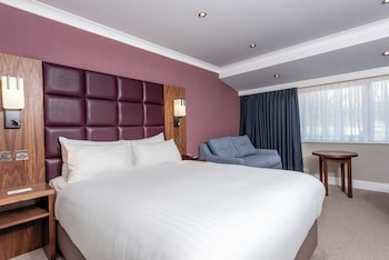 Standard Room, 1 King Bed