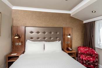 Standard Room, 1 Queen Bed