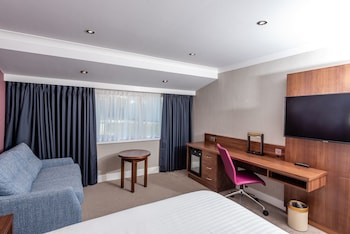 Standard Room, 1 King Bed