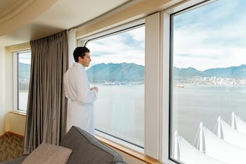 Panoramic Room, Harbor View