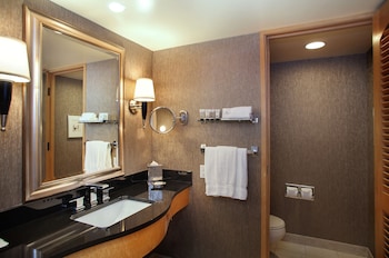 Deluxe Double Room, City View