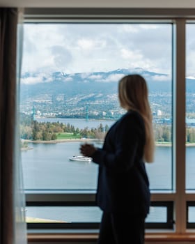 Suite, 1 King Bed, Harbor View