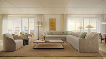 Suite (Magnolia Suite)
