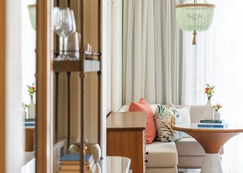 Suite, 1 Bedroom, Resort View (Accessible)