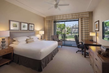 Suite, 1 King Bed, Kitchen (Suite)